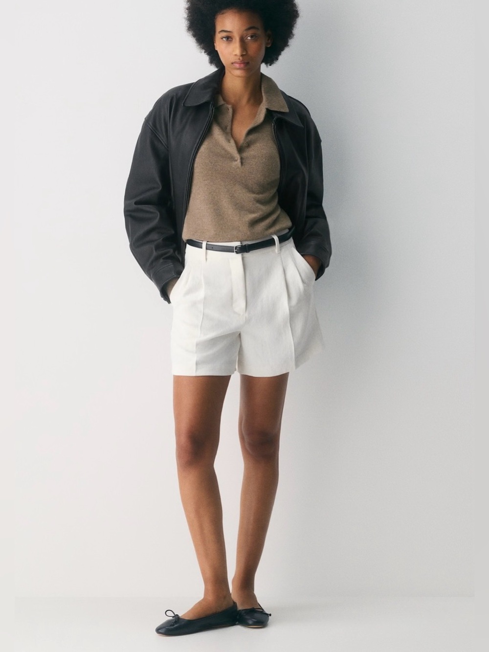 Aritzia Effortless Shorts
